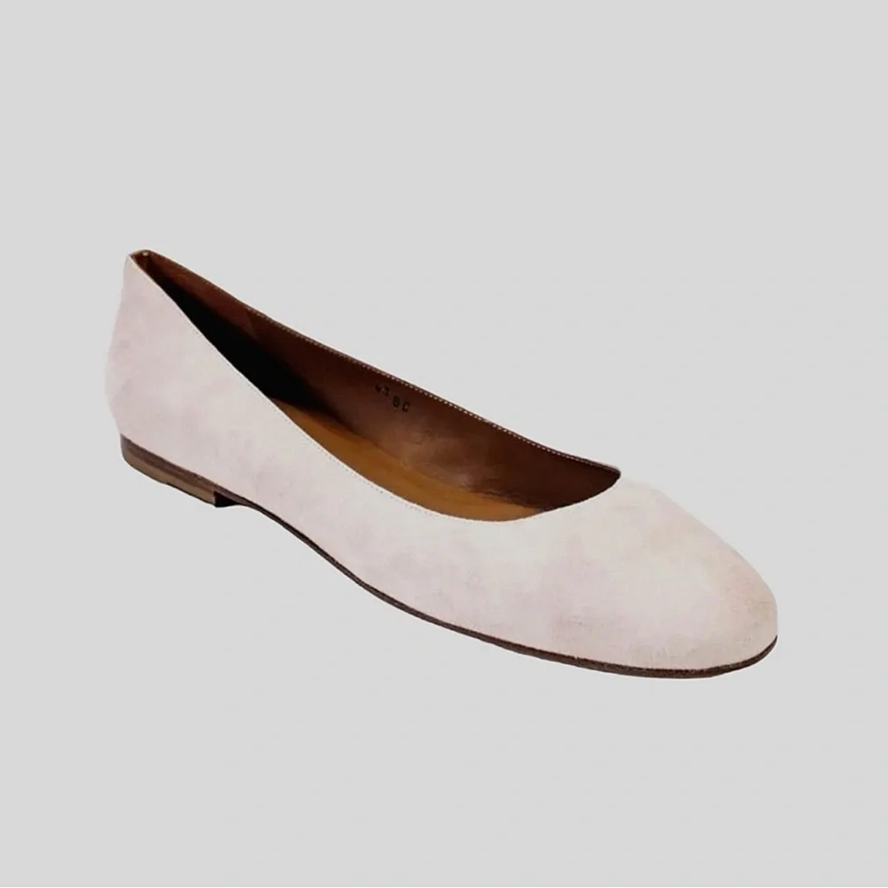 NWOT Margaux Classic Round Toe Flats in “Blush” Pink Suede Size 11.5 Narrow